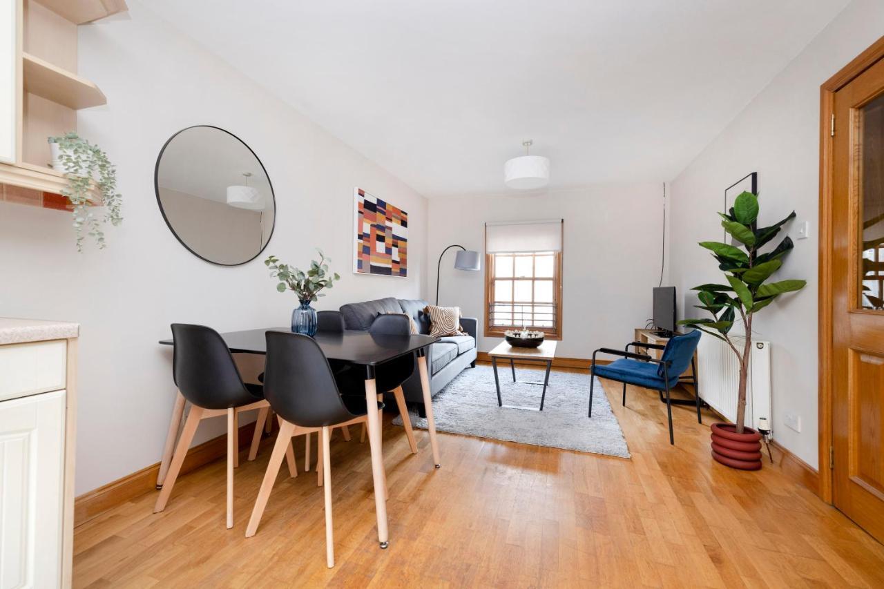 Joivy Bright And Cosy Flat Near The Scotland Gallery 爱丁堡 外观 照片